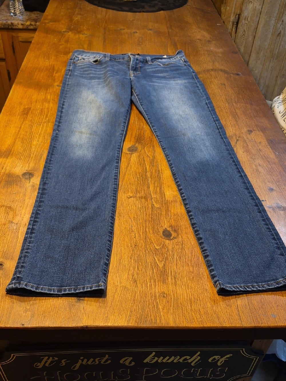 Lucky Brand Women's Medium Blue Straight Jeans 8/29 R